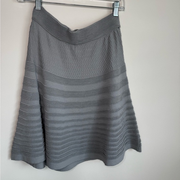 NWOT Textured Knitted Skirt in a grayish blue - Picture 8 of 12